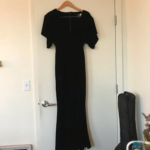 ModCloth x Collectif black velvet dress NWOT - Picture 2 of 6